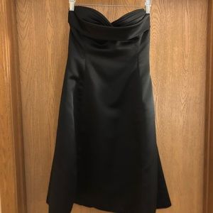Shoshanna size 6-8 strapless black cocktail dress